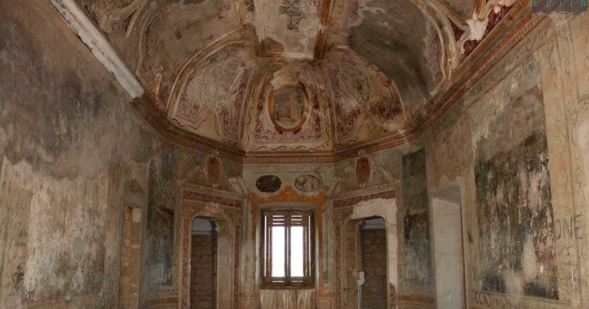 Torri e affreschi: Don Cataldo, la masseria abbandonata pi� bella del barese